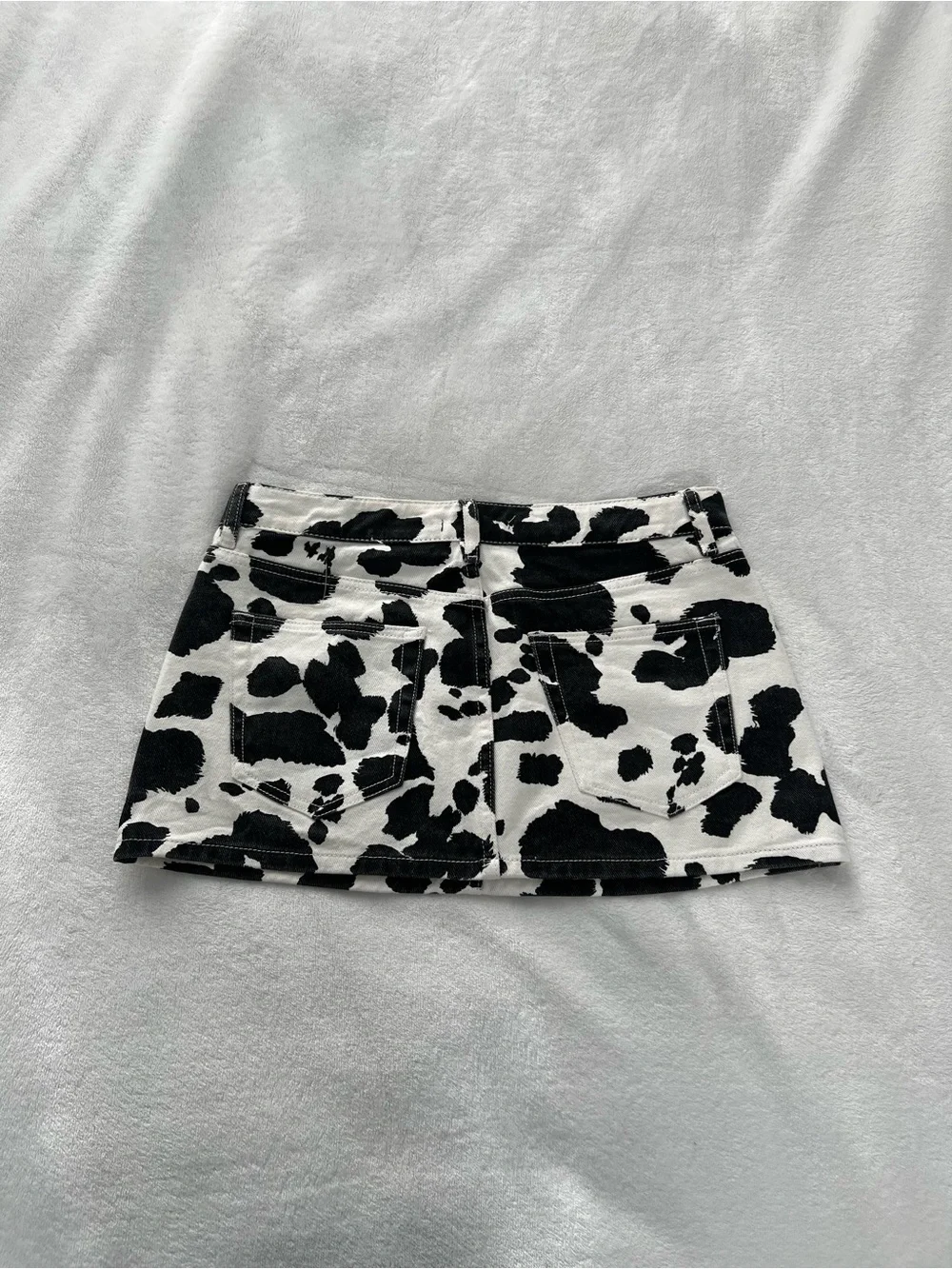 Forever 21 Black & White Cow Print Skirt